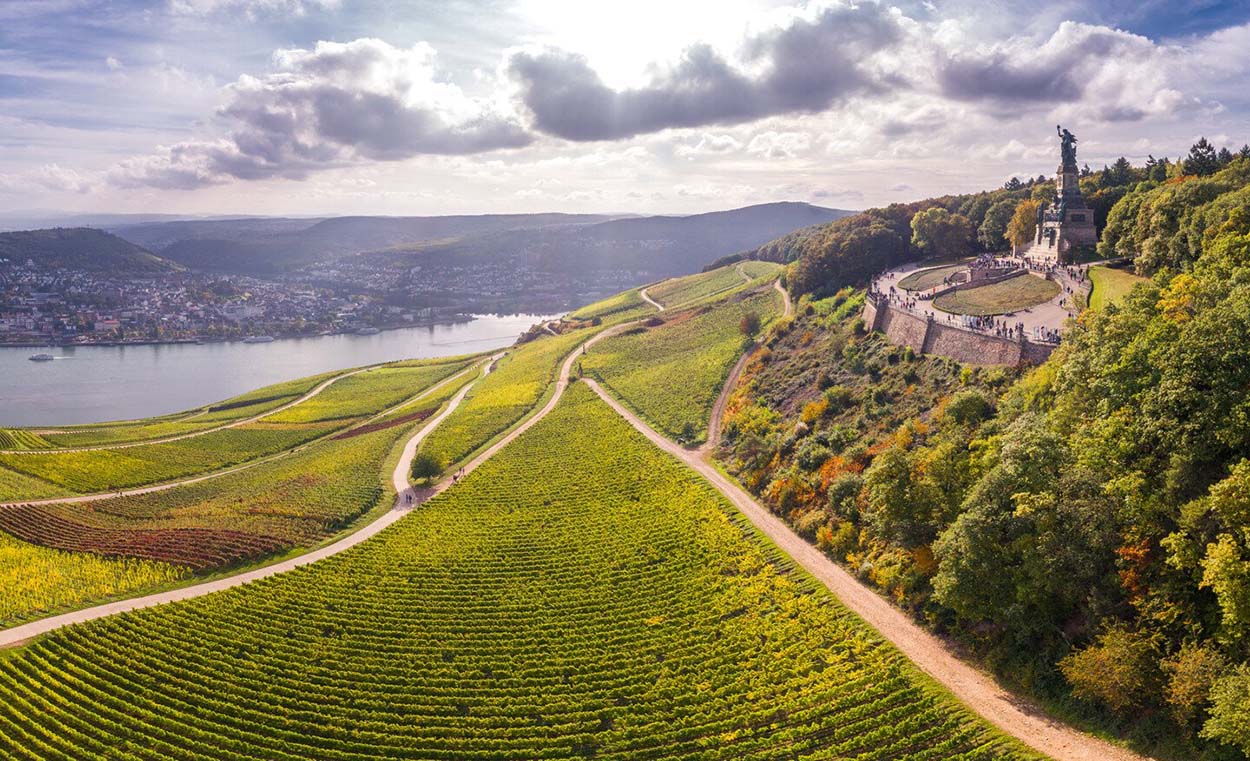 Rüdesheim am Rhein: Erkundung der Top-Attraktionen und hilfreiche Ratschläge in diesem bezaubernden Winzerstädtchen